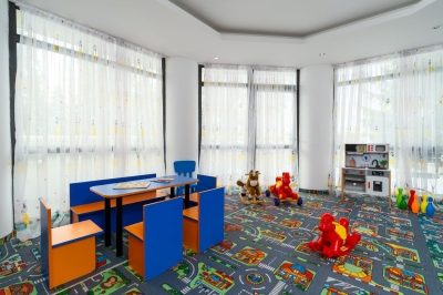 Забавления и игри
